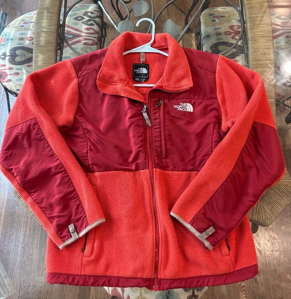 The North Face Denali Fleece Jacket Size L Red Full Zip Polartec Womens